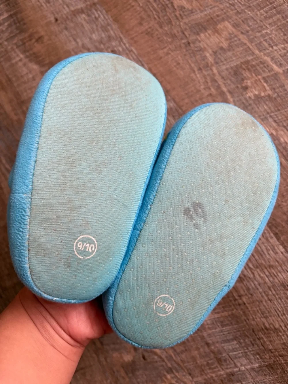 🌸 $10 SALE 🌸 Cocomelon Toddler Slippers